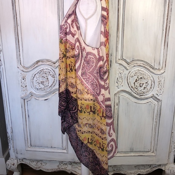 Beautiful Sheer Coverup/ Duster Colors of Yellow, Lavender, Cream One Size - Picture 4 of 9